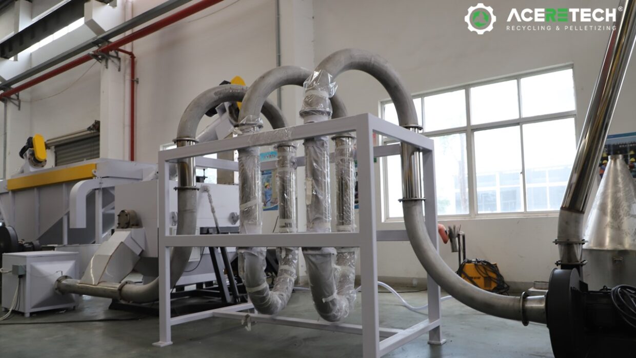 洗浄脱水機(PETボトル用)パイプ乾燥機