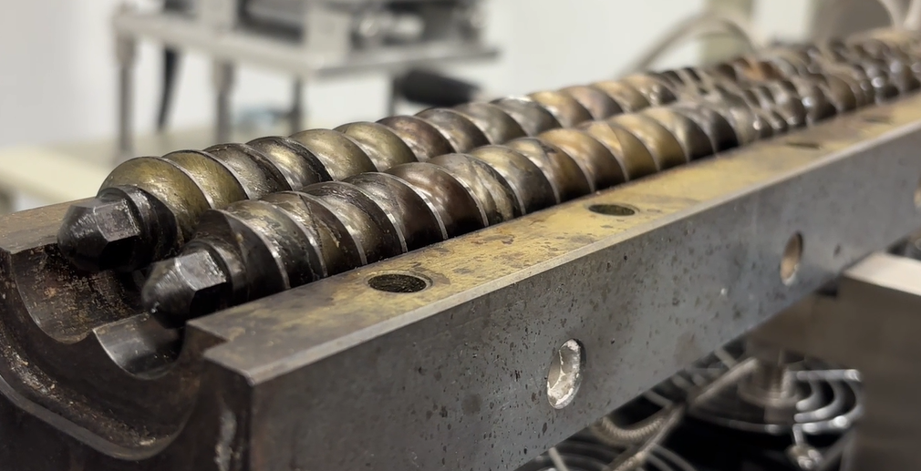 選べるスクリューエレメント構成